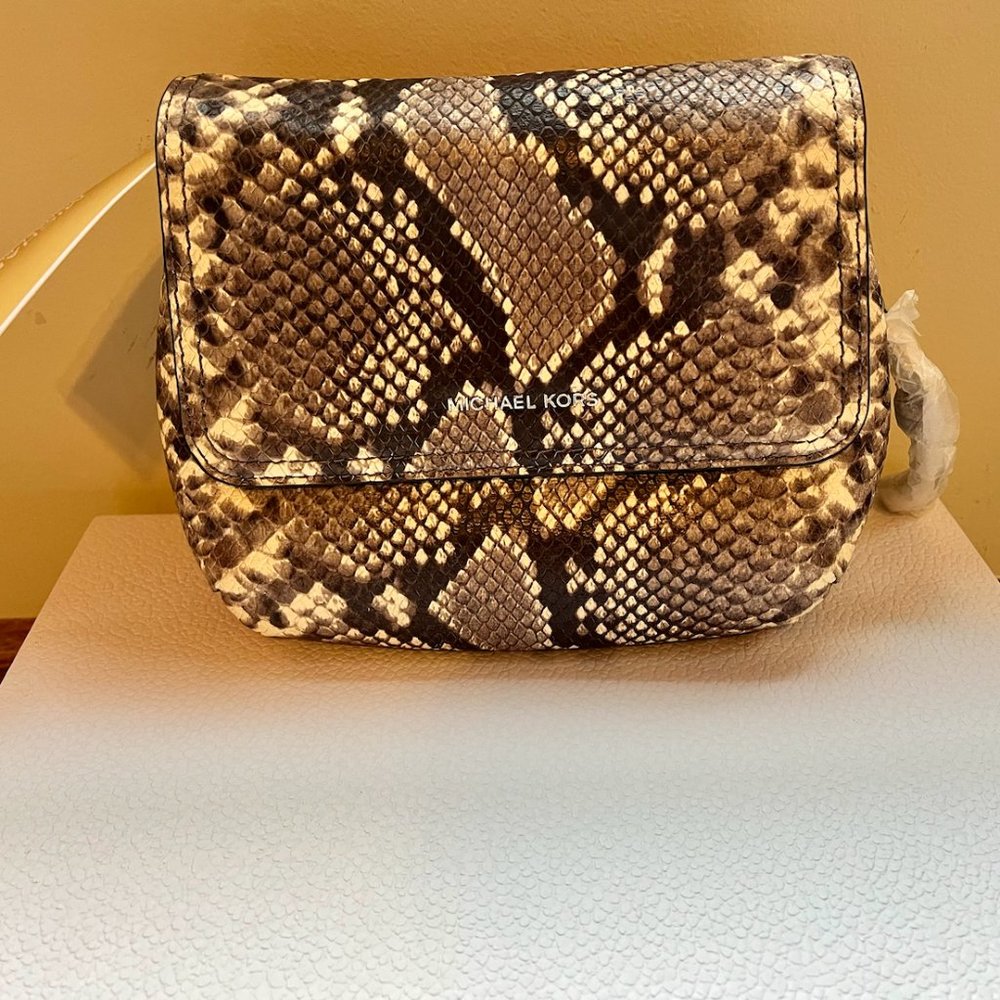 NWT Michael Kors Isabel Natural Small Messenger Crossbody Bag